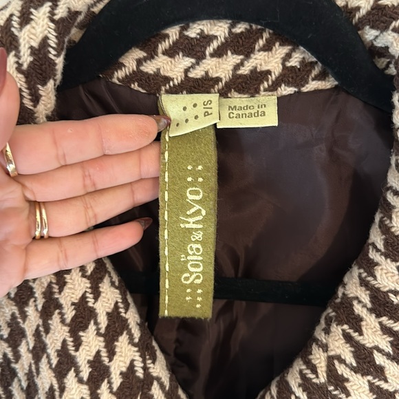 Sois & Kyo 80% wool pea coat Size Small - Picture 5 of 6